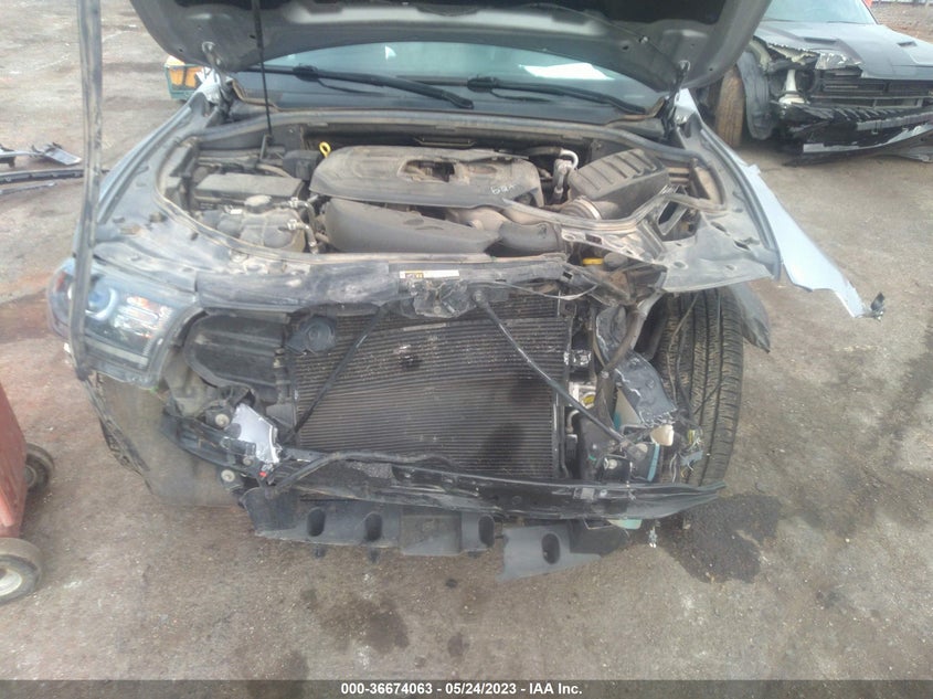 VIN 1C4RDJDG8JC276242 2018 DODGE DURANGO GT