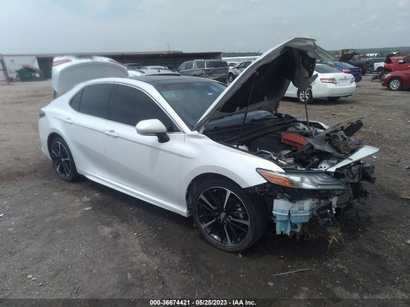 2018 TOYOTA CAMRY XSE - 4T1B61HK3JU015178