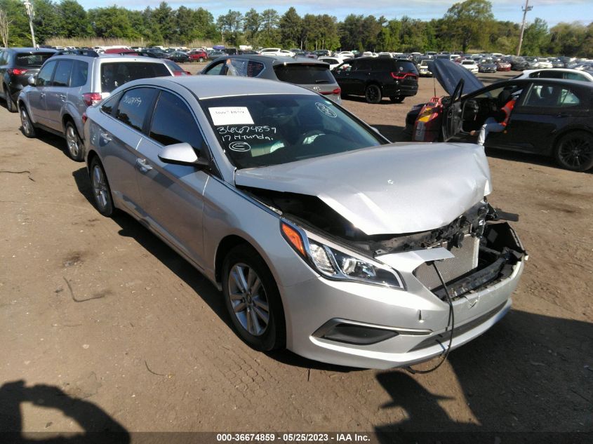 2017 HYUNDAI SONATA SE - 5NPE24AF3HH579414