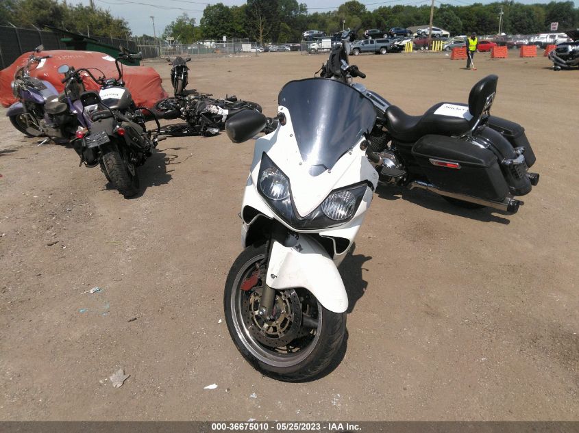 2005 HONDA CBR600 F4 - JH2PC35035M600681