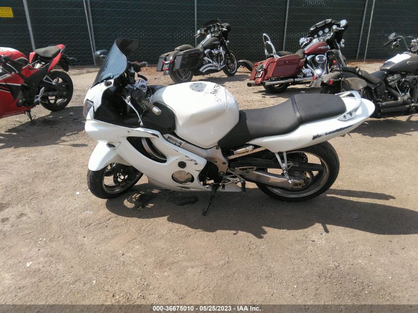 2005 HONDA CBR600 F4 - JH2PC35035M600681