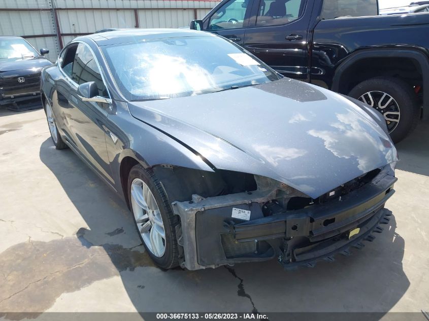 2016 TESLA MODEL S 70 KWH - 5YJSA1E19GF131758