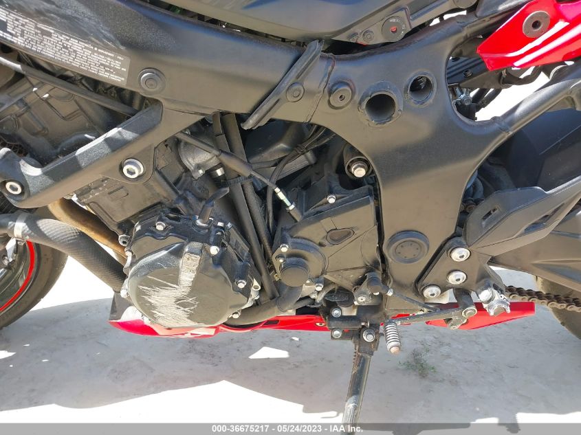 2018 SUZUKI GSX-S750 M/Z JS1C533D0J2100078