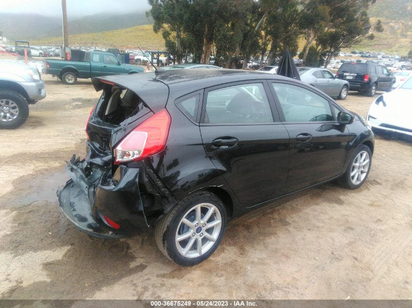 2015 FORD FIESTA SE - 3FADP4EJ5FM221238