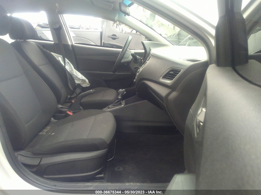 VIN 3KPC24A35KE059529 2019 HYUNDAI ACCENT SE