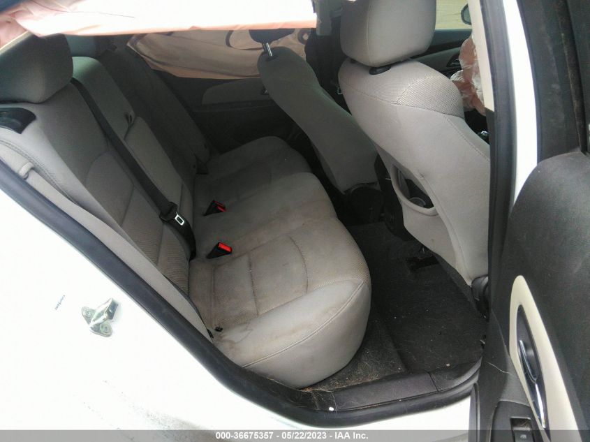 2014 CHEVROLET CRUZE 1LT - 1G1PC5SB7E7347916