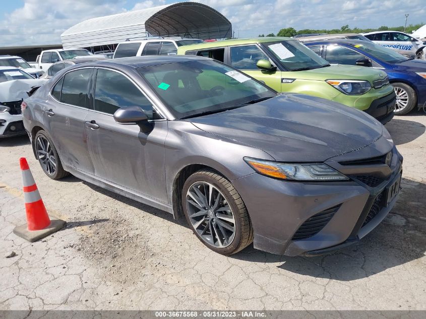 2018 TOYOTA CAMRY XSE - 4T1B61HK2JU101324