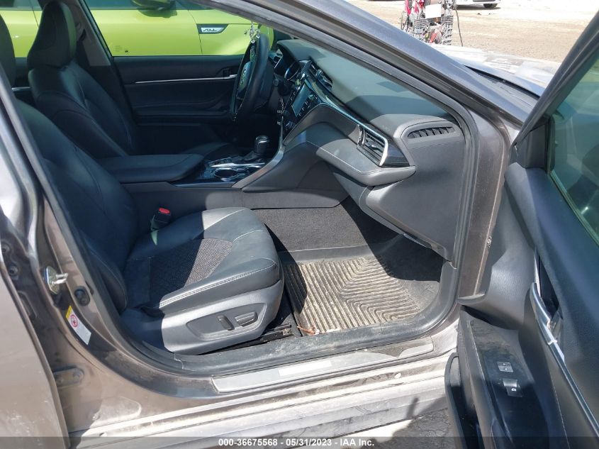 2018 TOYOTA CAMRY XSE - 4T1B61HK2JU101324