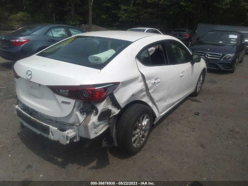 2018 MAZDA MAZDA3 4-DOOR SPORT 3MZBN1U75JM177081