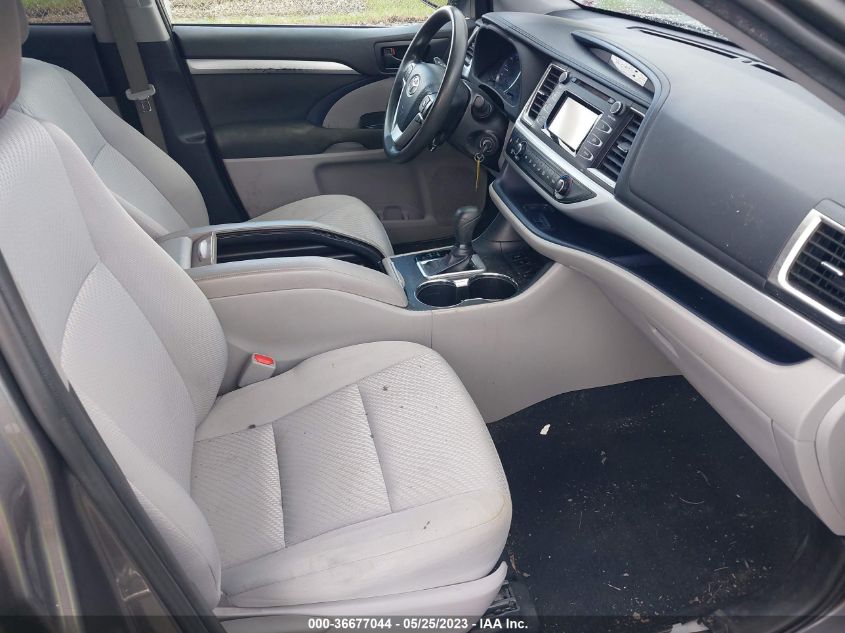 2019 TOYOTA HIGHLANDER LE - 5TDZARFH5KS054948