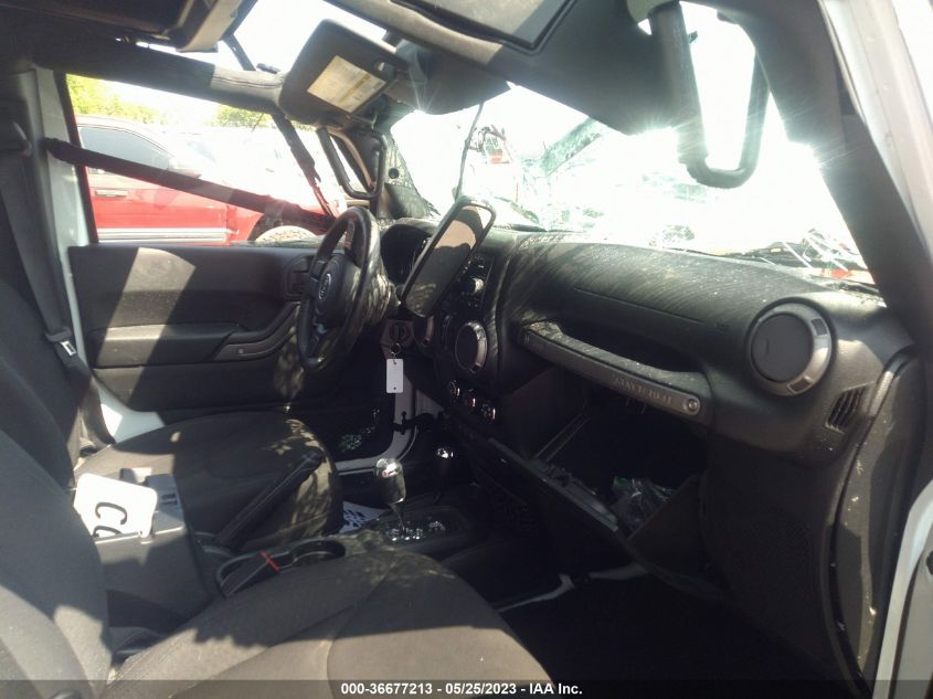 2017 JEEP WRANGLER UNLIMITED SPORT - 1C4BJWDG2HL671485