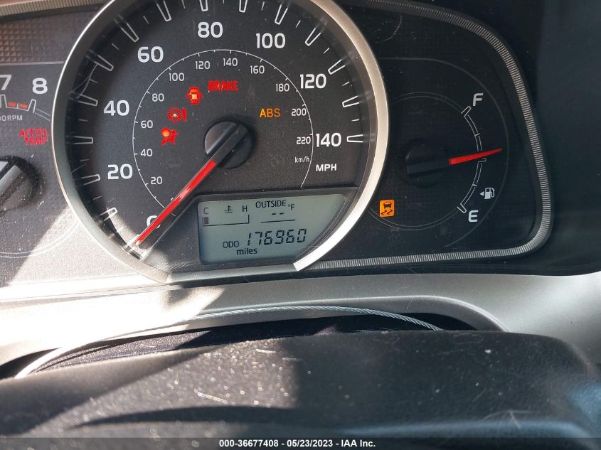 2013 TOYOTA RAV4 XLE - JTMRFREV3D5012313