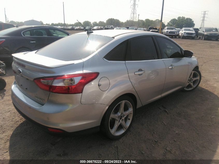 2014 FORD FOCUS TITANIUM - 1FADP3J26EL269811