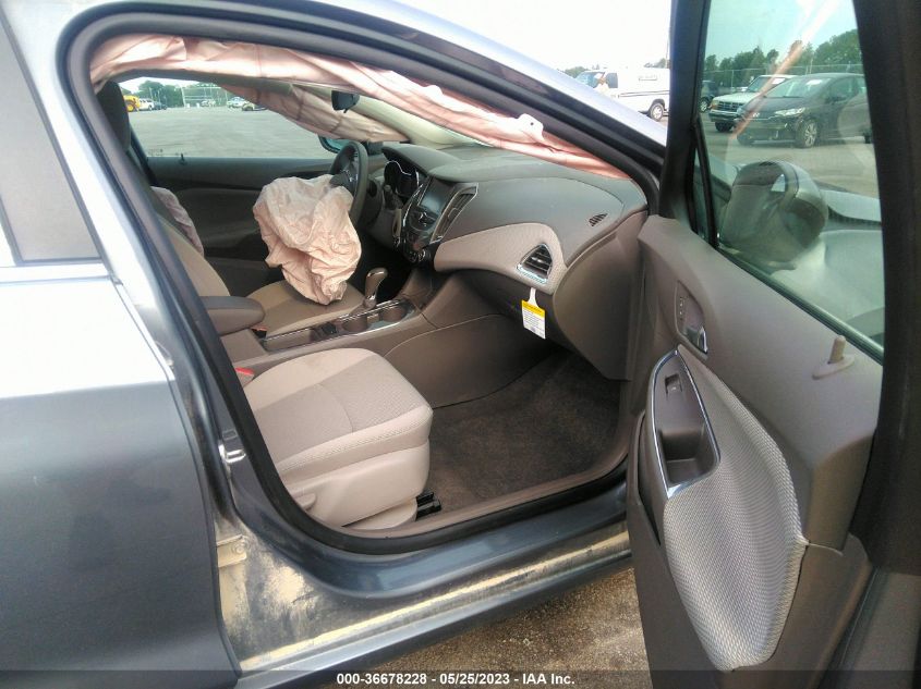 2018 CHEVROLET CRUZE LT - 1G1BE5SM9J7241385