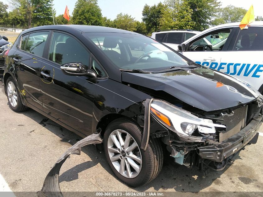 KNAFK5A80H5670245 KIA FORTE5 LX 2017