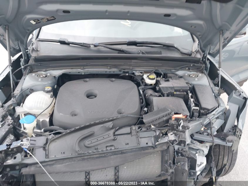 2021 VOLVO XC40 R-DESIGN YV4AC2HM5M2518711