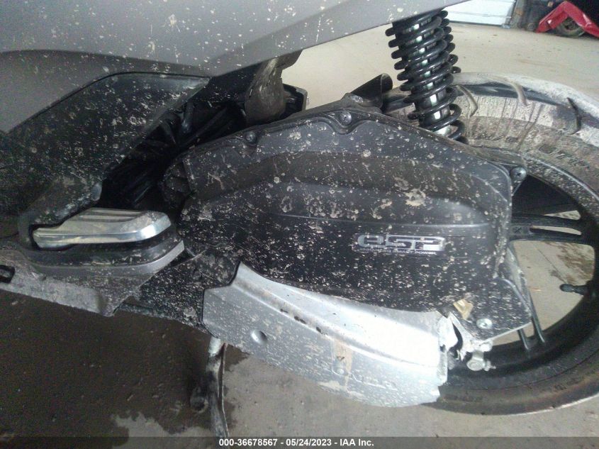 2016 HONDA PCX 150 - RLHKF1801GY100704
