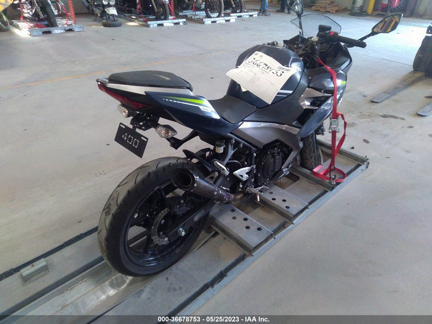 VIN JKAEXKH19NDAH2818 2022 KAWASAKI EX400