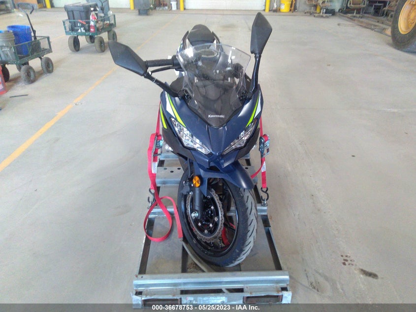 VIN JKAEXKH19NDAH2818 2022 KAWASAKI EX400