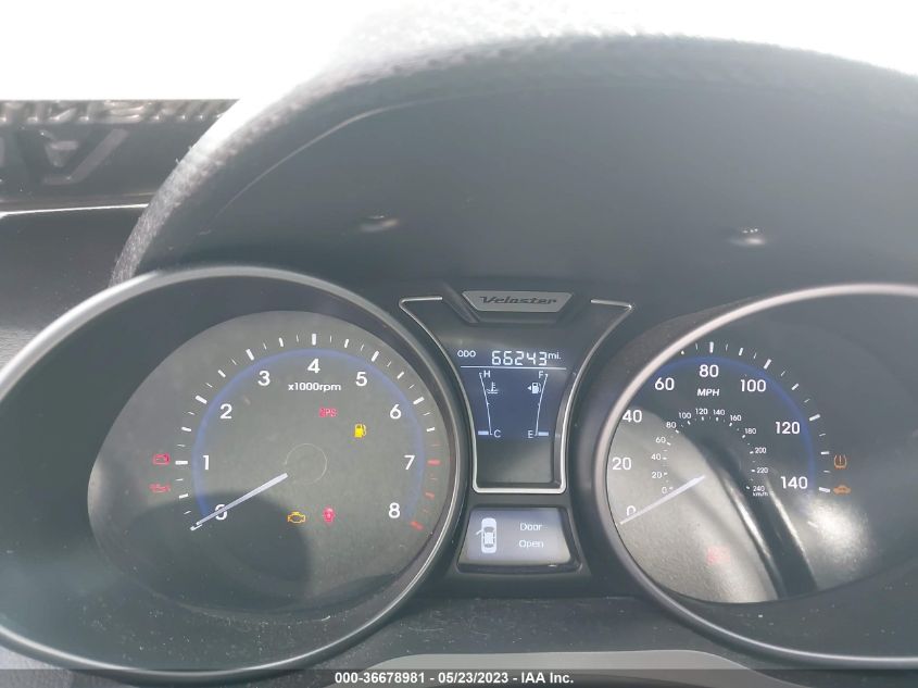 2013 HYUNDAI VELOSTER TURBO W/BLACK INT - KMHTC6AE5DU129573