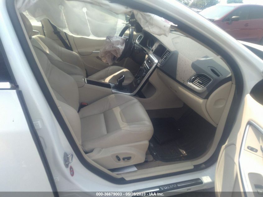 2014 VOLVO S60 T6 - YV1902FH0E1272317
