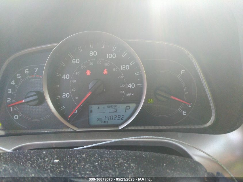 2014 TOYOTA RAV4 XLE - JTMRFREVXED047874