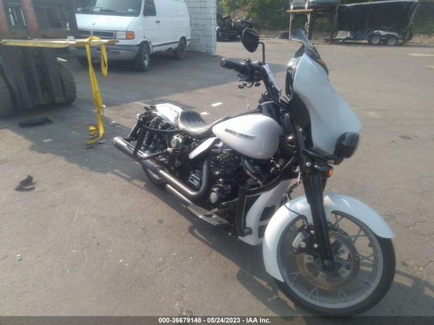 2020 HARLEY-DAVIDSON FLHXS - 1HD1KRP1XLB612764