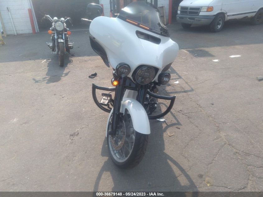 2020 HARLEY-DAVIDSON FLHXS - 1HD1KRP1XLB612764