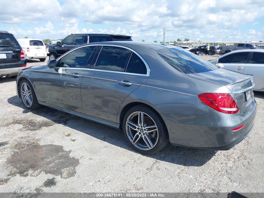 VIN WDDZF4JB6KA511194 2019 MERCEDES-BENZ E-CLASS E 300