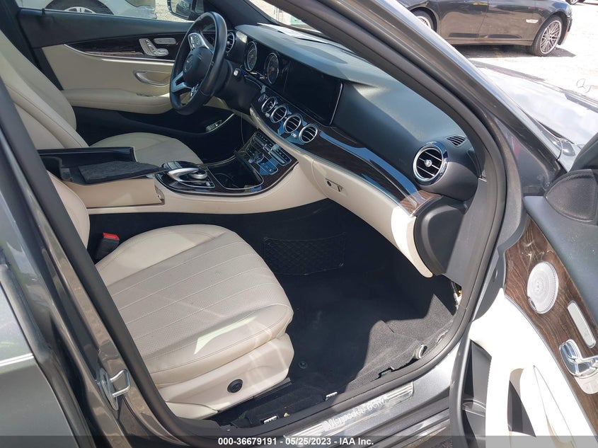 VIN WDDZF4JB6KA511194 2019 MERCEDES-BENZ E-CLASS E 300
