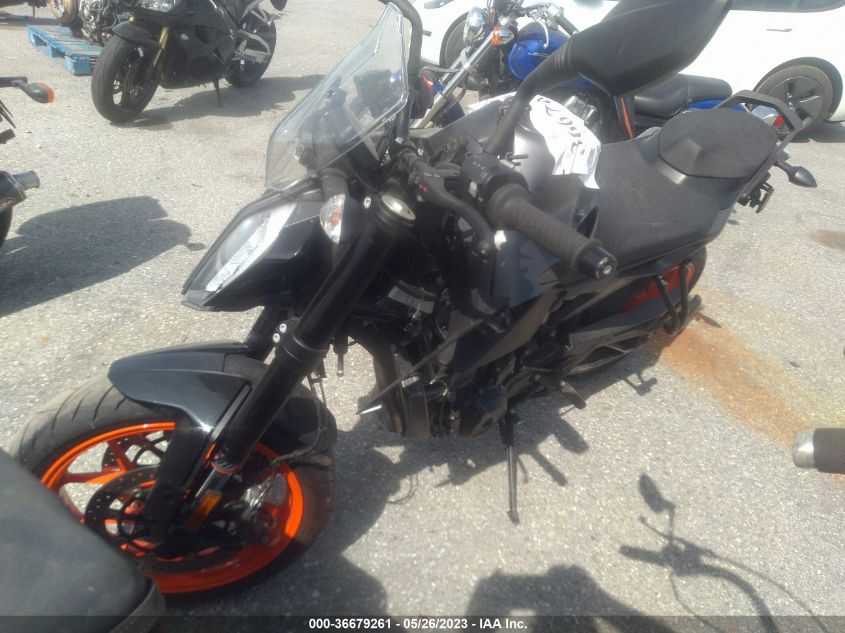 2020 KTM 790 DUKE VBKTU6404LM777274