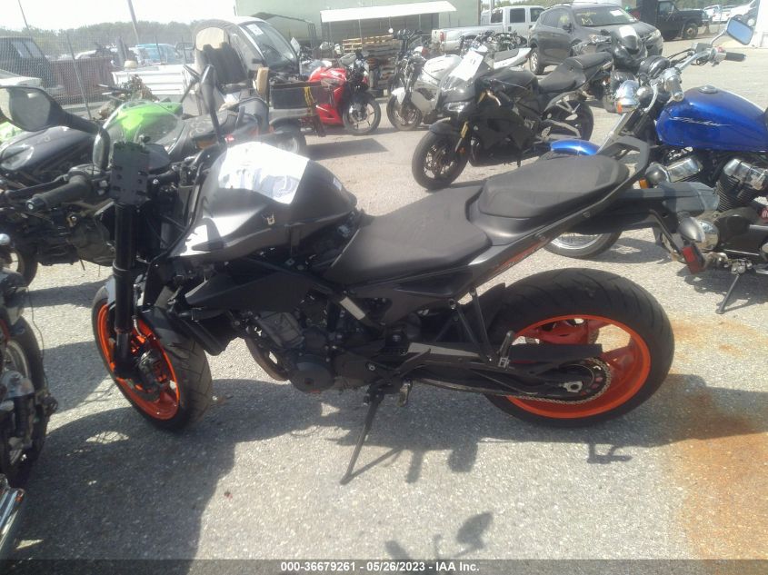 2020 KTM 790 DUKE VBKTU6404LM777274