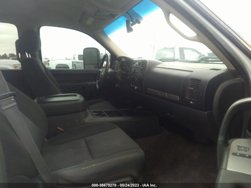 2014 CHEVROLET SILVERADO 2500HD LT - 1GC1KXCG7EF133830