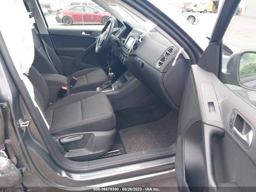 2018 VOLKSWAGEN TIGUAN LIMITED - WVGBV7AX5JK002990
