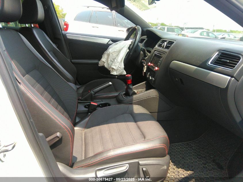 2014 VOLKSWAGEN JETTA SEDAN GLI - 3VW5T7AJ3EM234017