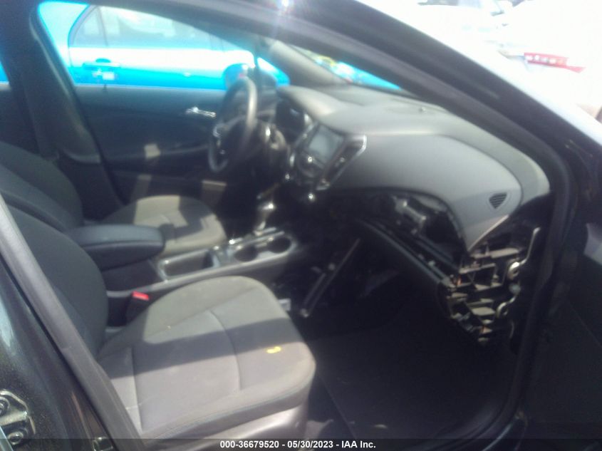 2018 CHEVROLET CRUZE LT - 1G1BE5SM7J7150390