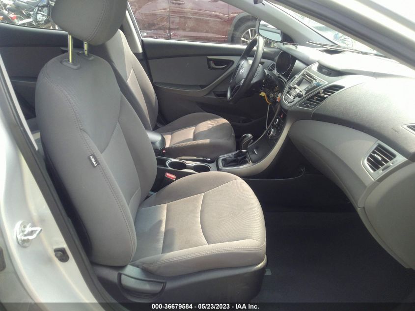 2015 HYUNDAI ELANTRA SE - 5NPDH4AE0FH651751
