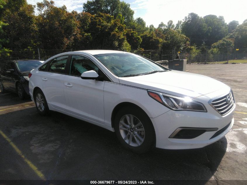 2016 HYUNDAI SONATA 2.4L SE - 5NPE24AF1GH326395