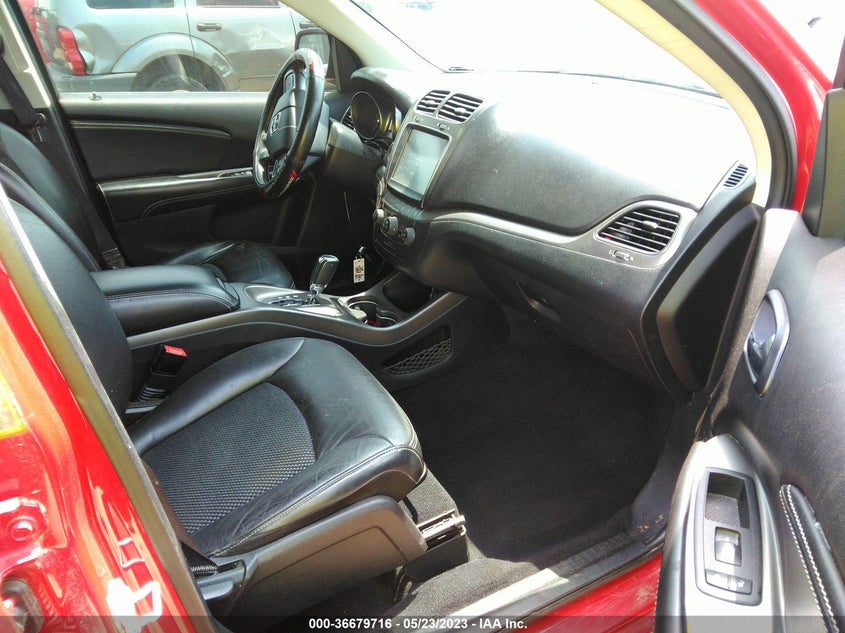 VIN 3C4PDCGG9KT716957 2019 DODGE JOURNEY CROSSROAD