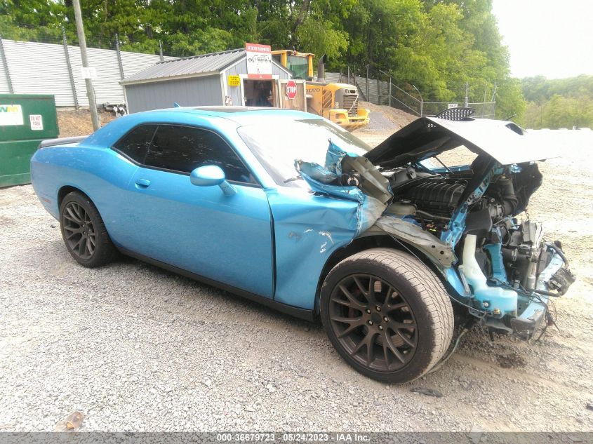 2016 DODGE CHALLENGER SRT HELLCAT - 2C3CDZC92GH287996