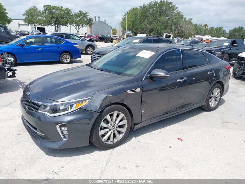 2018 KIA OPTIMA S - 5XXGT4L33JG243000