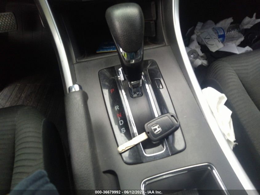 2015 HONDA ACCORD SEDAN LX - 1HGCR2F32FA102386