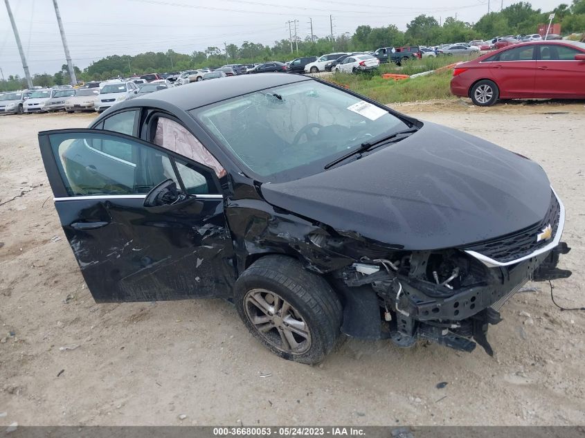 2018 CHEVROLET CRUZE LT - 1G1BE5SM0J7117098