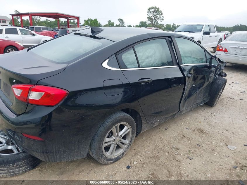 2018 CHEVROLET CRUZE LT - 1G1BE5SM0J7117098