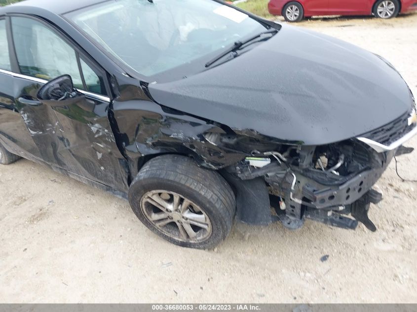 2018 CHEVROLET CRUZE LT - 1G1BE5SM0J7117098