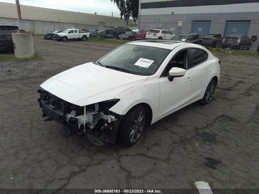 2018 MAZDA MAZDA3 4-DOOR GRAND TOURING - 3MZBN1W33JM243332