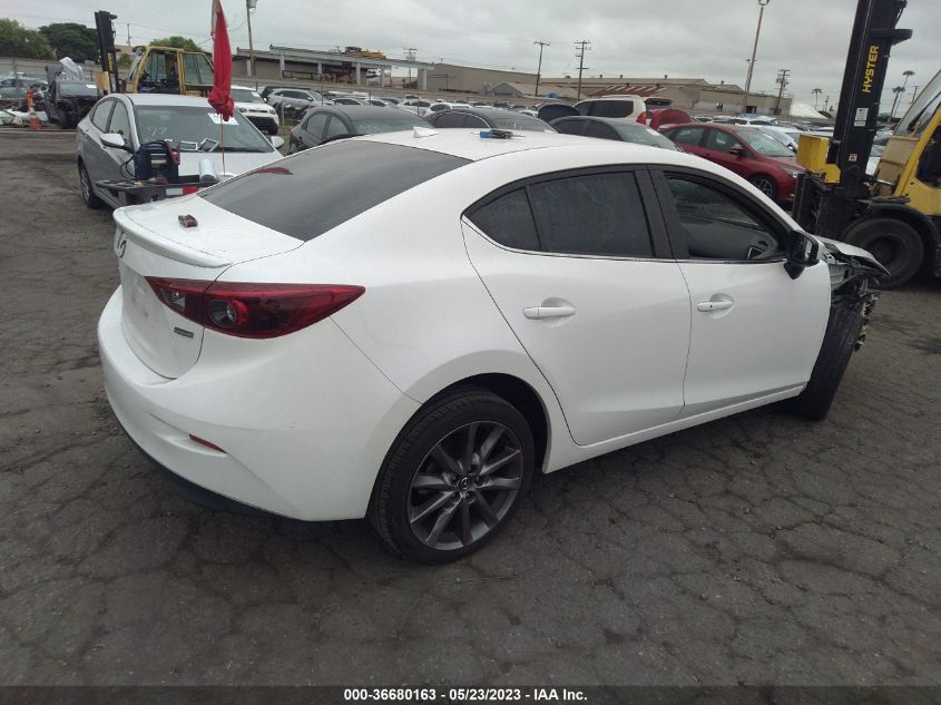 2018 MAZDA MAZDA3 4-DOOR GRAND TOURING - 3MZBN1W33JM243332