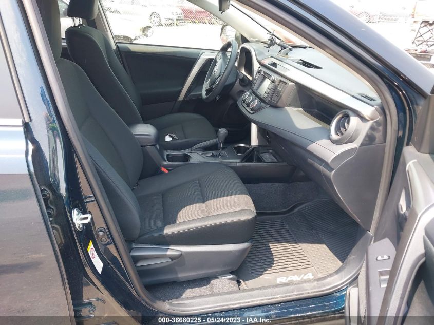 2018 TOYOTA RAV4 LE - JTMBFREV9JJ740982