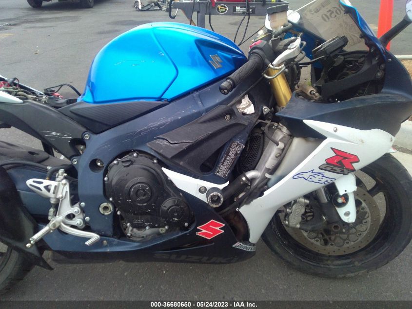2012 SUZUKI GSX750 - JS1GR7MA3C2101195