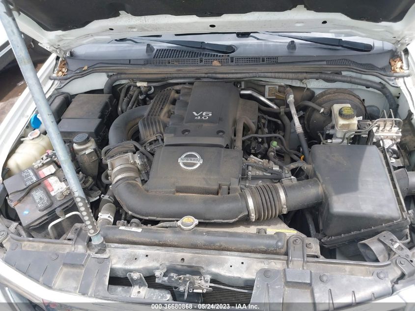 2017 NISSAN FRONTIER SV V6 - 1N6AD0ERXHN764742
